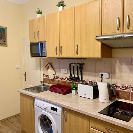 קרלובי וארי Romanceart Apartments מראה חיצוני תמונה