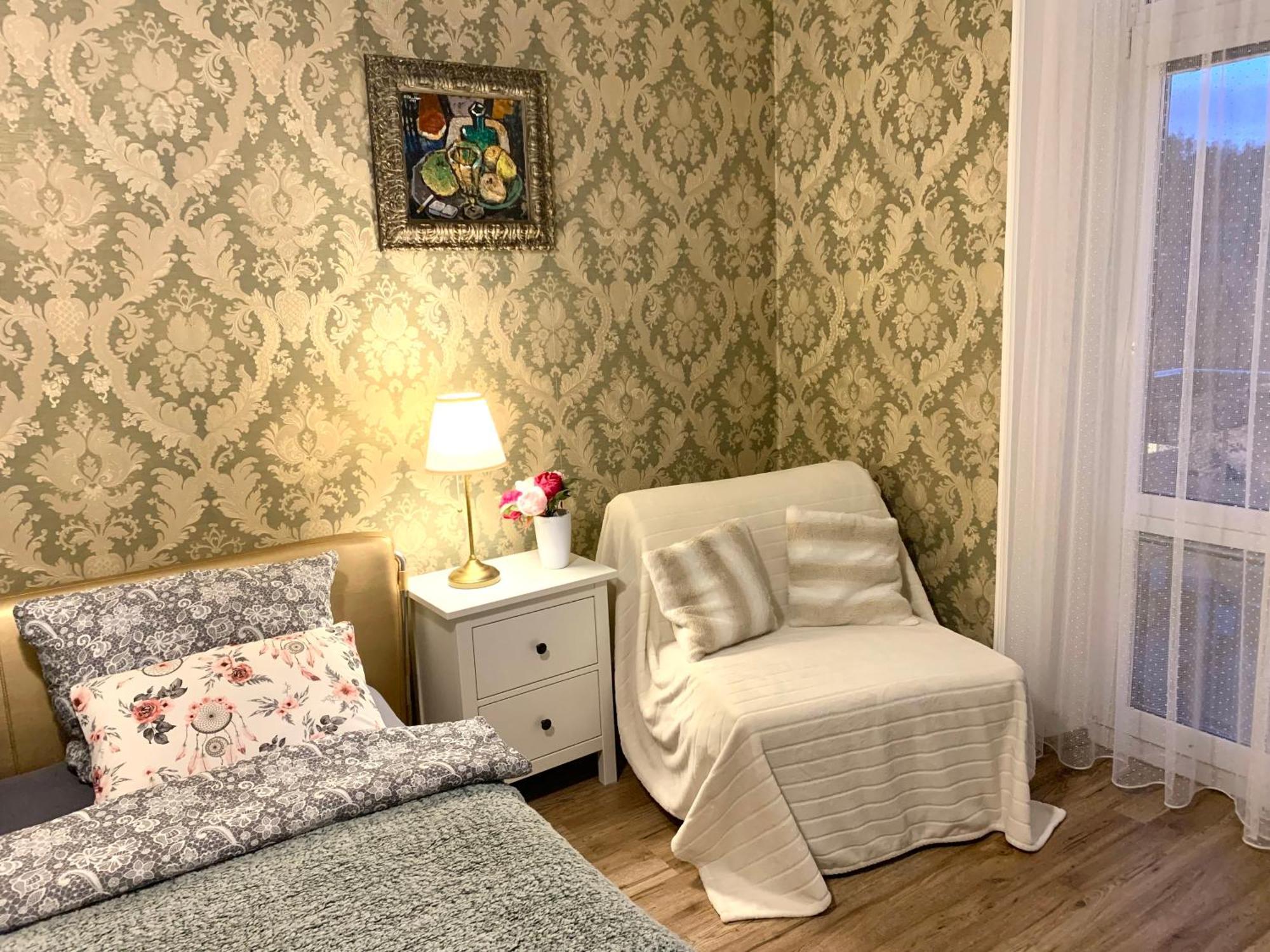 קרלובי וארי Romanceart Apartments מראה חיצוני תמונה
